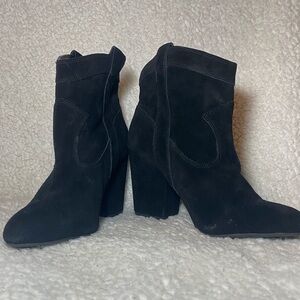 Jessica Simpson Black Heeled Booties With Fringe Size 7.5M